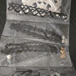 🔮 Y2k Black Lace Choker Necklace Set Heart Wave Pearl Bolo Daisy Silver & Gold